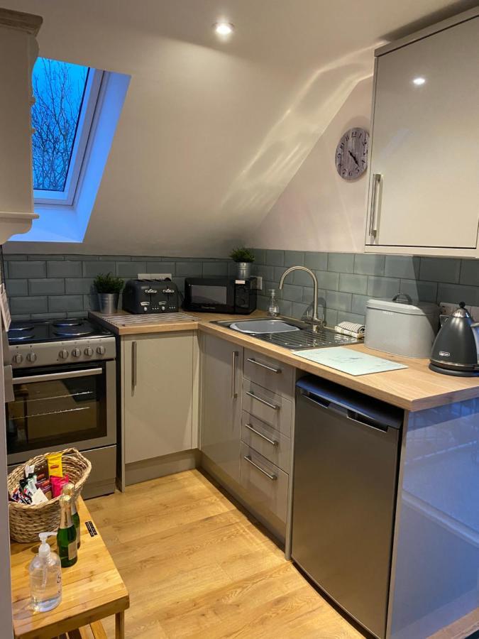 Prospect Perch - Studio Apartment, Wells Bagian luar foto